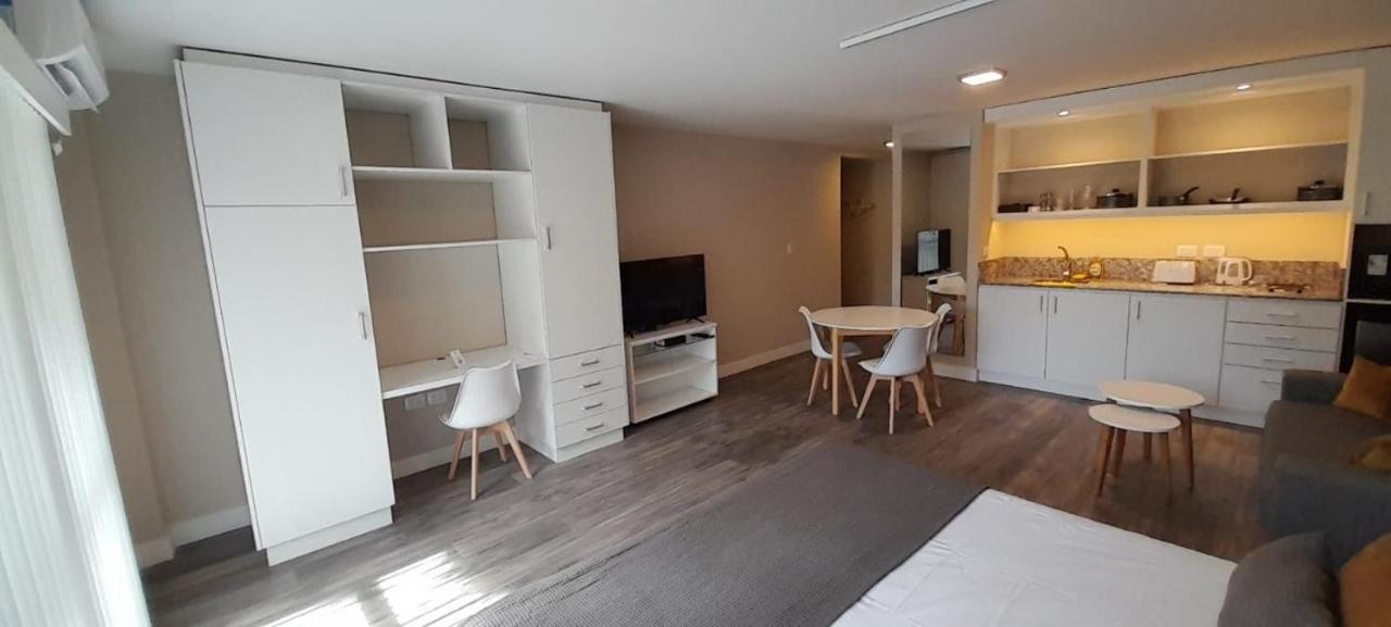 Tecnicolor Mendoza Apartment ภายนอก รูปภาพ